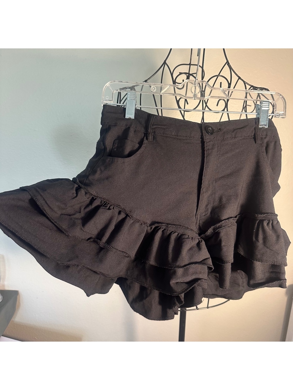 Black Short Shorts With Ruffles - Picture 3 of 6